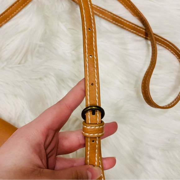 3/$15 Universal Thread Faux Leather Crossbody Bag - Picture 8 of 15